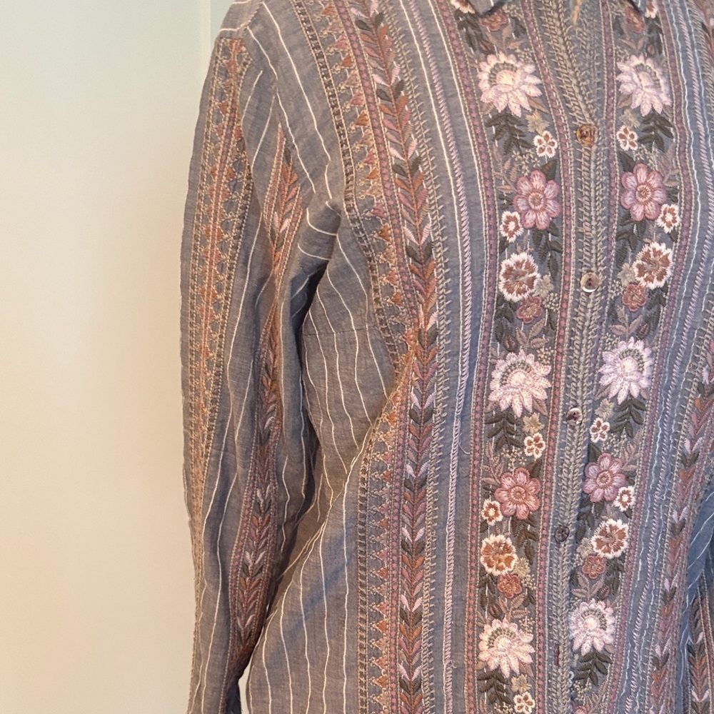 Floral Embroidered Button Down Shirt - Gray w/ tonal Pinks - Picture 7 of 11
